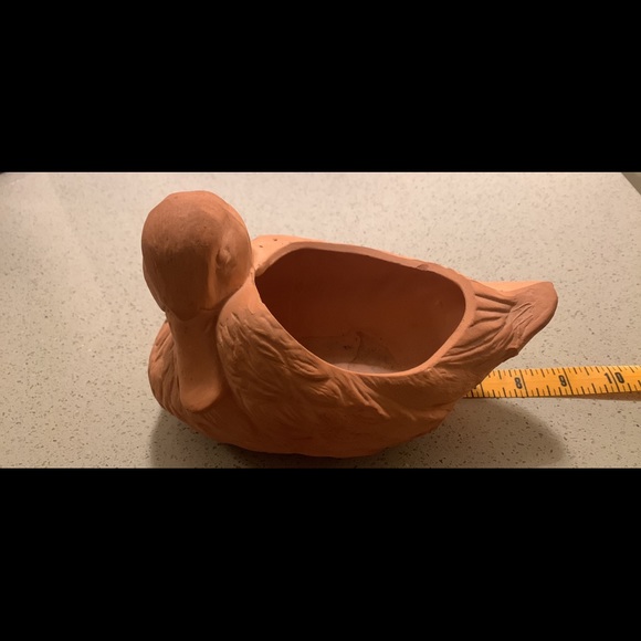 Terracotta vintage planter duck sculpture. Stamped c Thomas pottery - Picture 1 of 4
